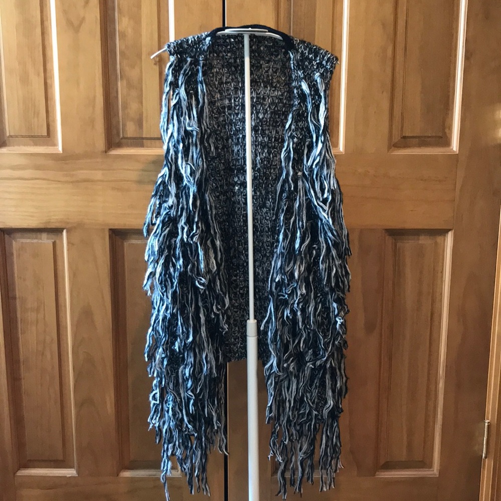 Hem & Thread Large Vest Black White Gray